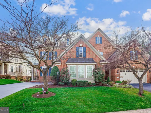 20353 Potomac Landing Ter, Sterling, VA 20165