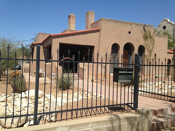 2nd image of 1001 N 6th Ave
