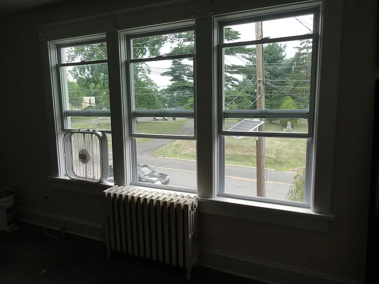 416 Georges Rd #1D — Photo 12
