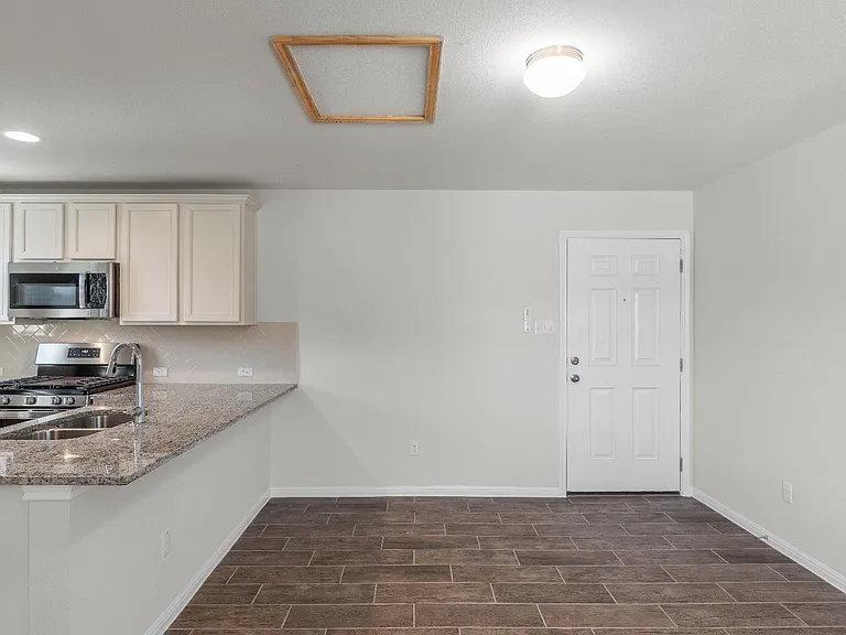 1725 Lakota Ln — Photo 18