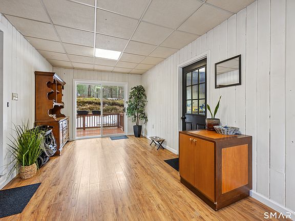 4th image of 1 Whitney Road