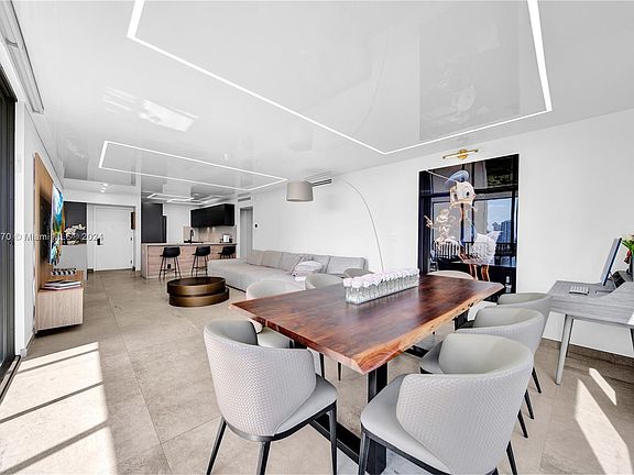 3rd image of 20301 W Country Club Dr APT 1823