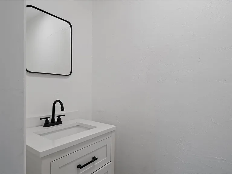 4510 NW 49th Dr — Photo 21