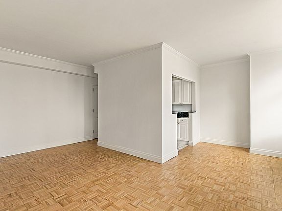 2nd image of 404 E 76th St APT 10D