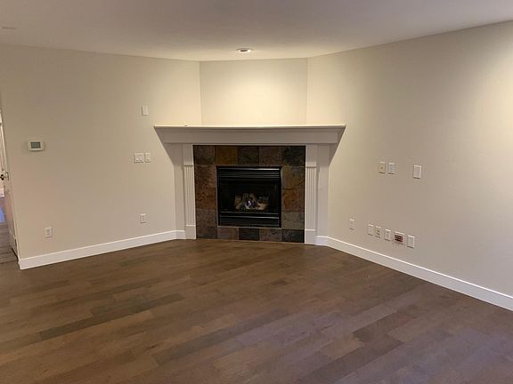 4th image of 7307 Cottonwood Dr SE