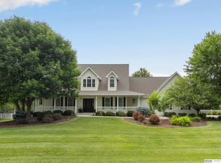 25 Fairway Dr, Wahoo, NE 68066
