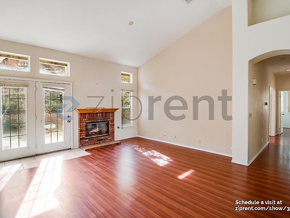 5th image of 1812 Dawnridge Ct