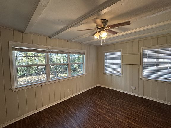 3rd image of 2212 Sturges Dr