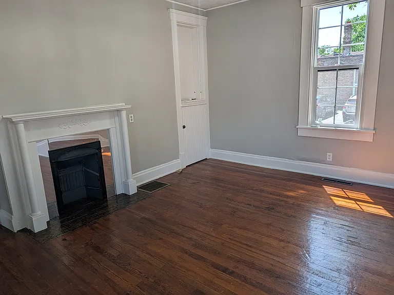 1787 W 5th Ave #1 — Photo 5