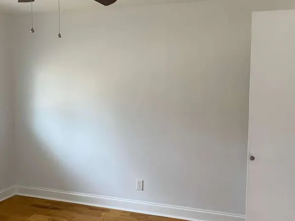 291 S Pond St APT 104, Toccoa, GA 30577