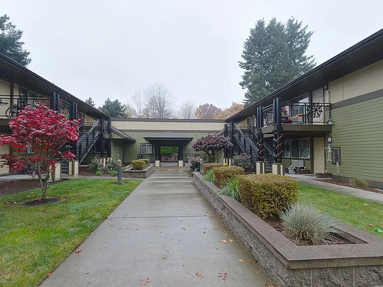 30125 SW Brown Rd #30125 — Photo 1