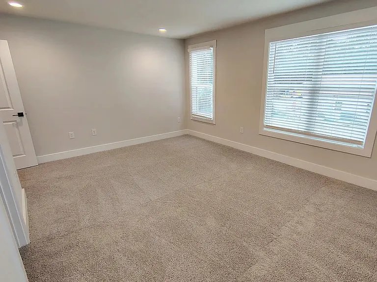 126 Chella Ct — Photo 10