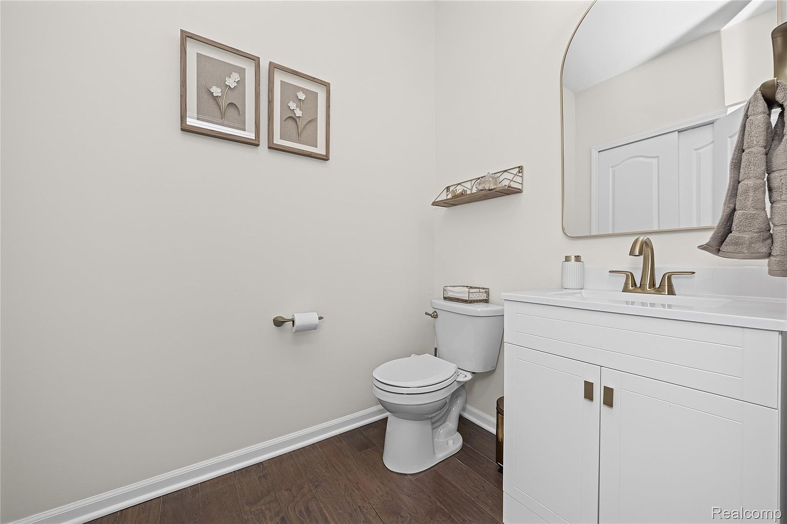 3829 Summit Dr, photo 25