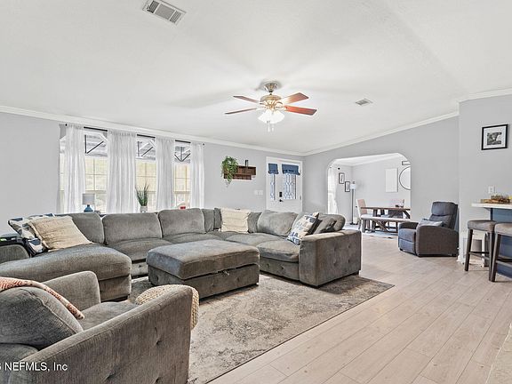 3rd image of 15666 SEARS Road