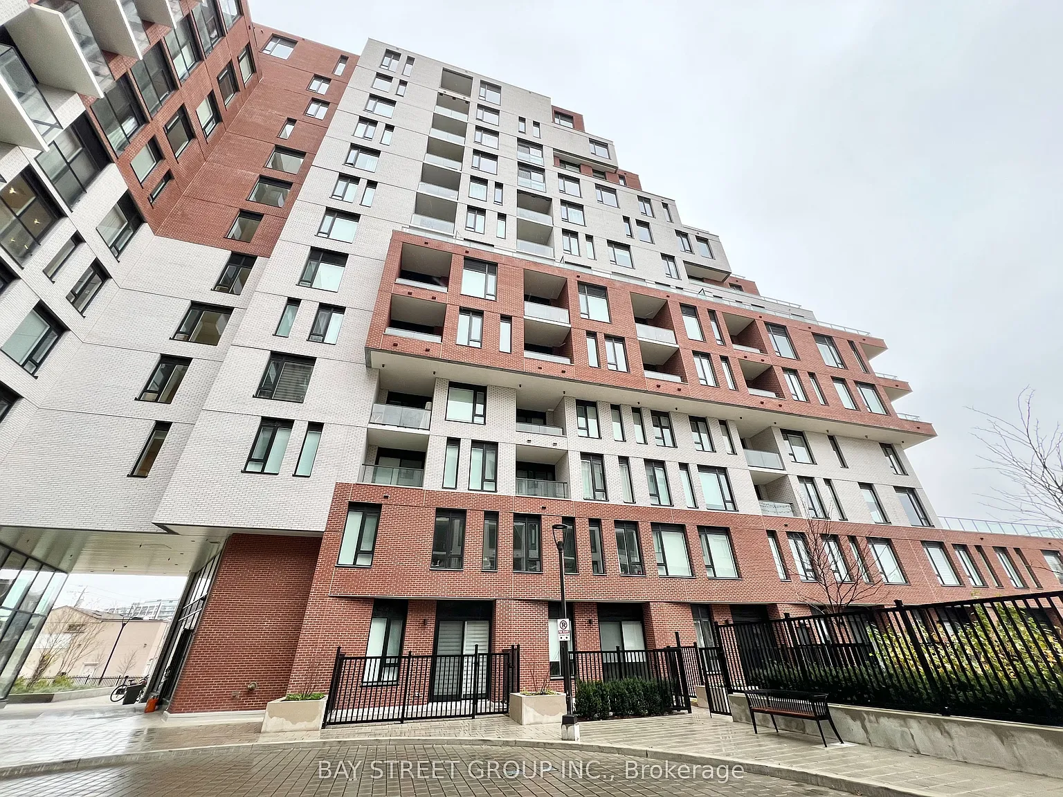 The Keeley Condo — Photo 1