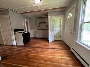 51 Asnuntuck St, Enfield, CT 06082