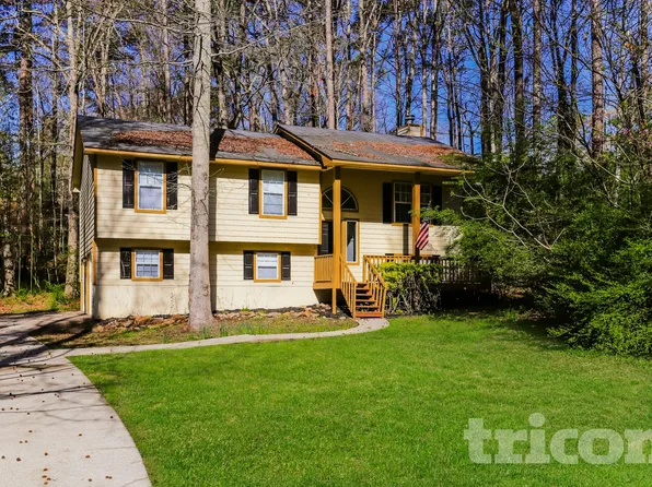 2122 Cedar Creek Ln, Lithia Springs, GA 30122