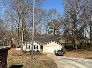 1371 Lance Cir, Winder, GA 30680