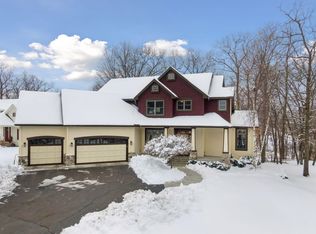 2584 Saunders Lake Dr N, Mound, MN 55364