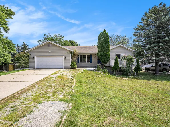 3900 140th Ave, Holland, MI 49424