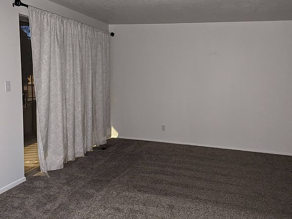 2nd image of 178 S 300 E APT 3