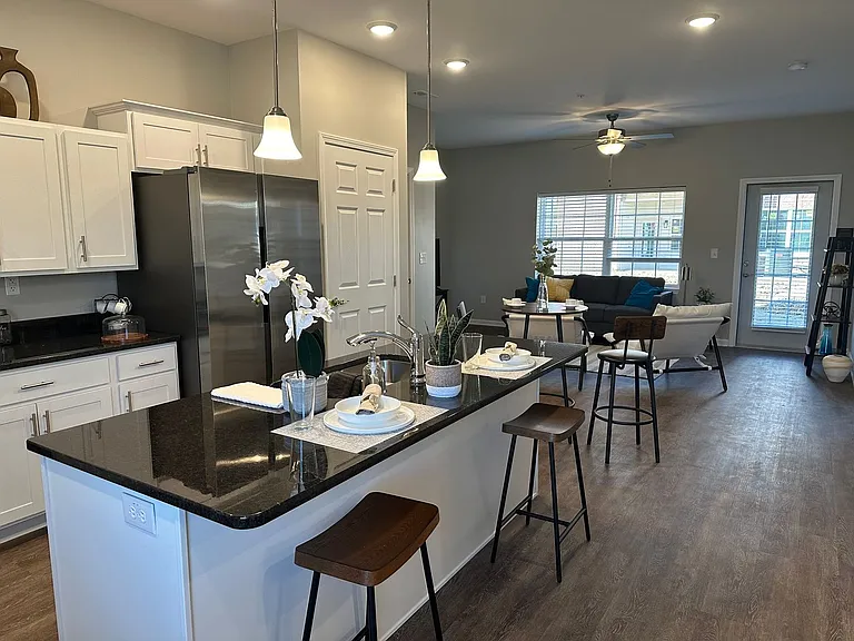 The District — Photo 5
