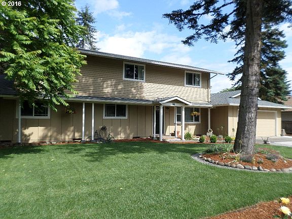 2nd image of 411 NE 120th Ave