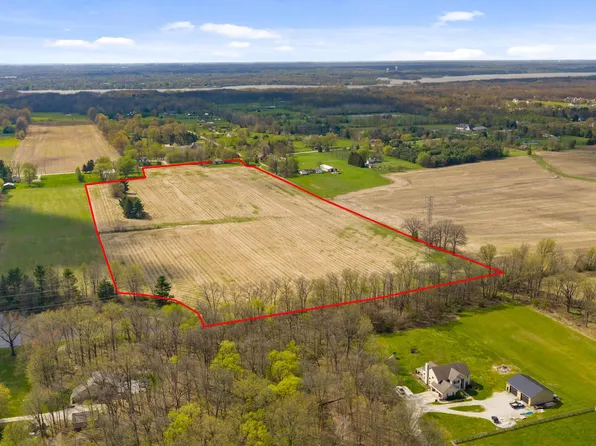 5717 Harlem Rd, Galena, OH 43021