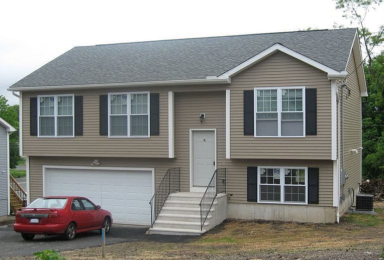 19 Traverse St.