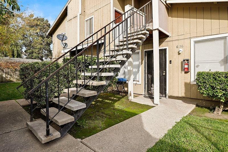 1st image of 6316 Porterfield Ct