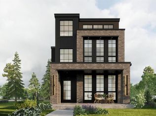 2405 N 4th Ave NW, Calgary, AB T2N 0P3