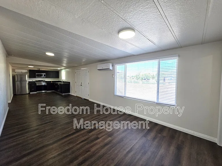 1911 Greta Blvd — Photo 11