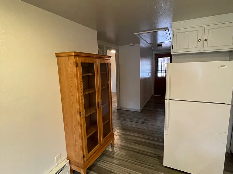 430 4th Ave — Photo 8