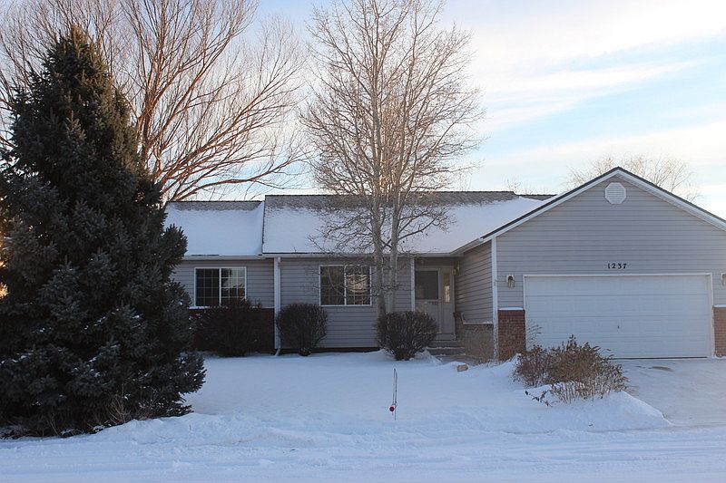 1237 Westwood Dr.