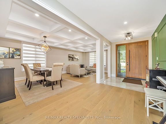 5th image of 76 Midsummer Dr