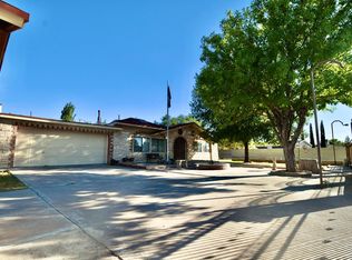 460 Forsan Dr, Socorro, TX 79927