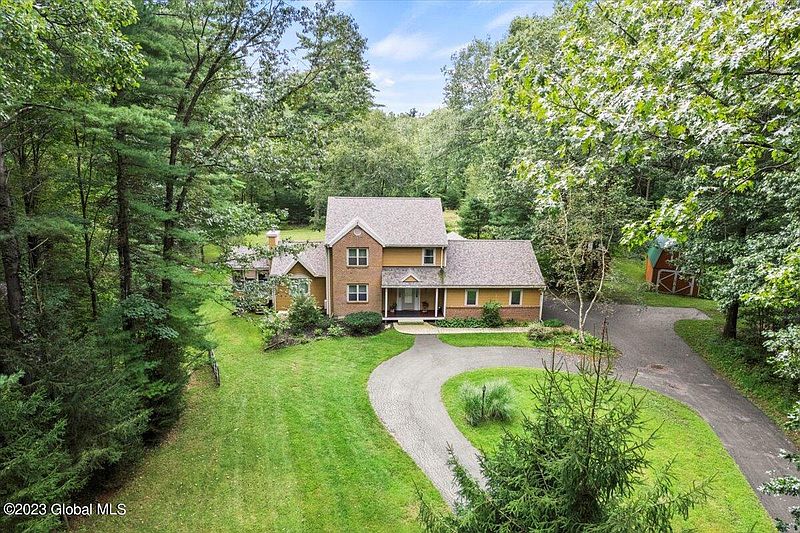 2nd image of 314 Burgoyne Road