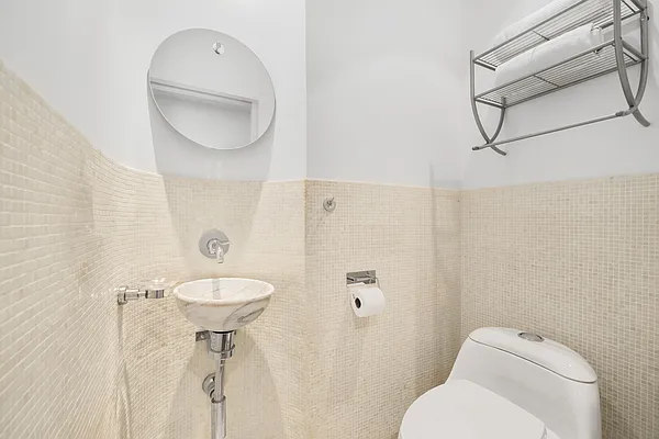 Rented by Douglas Elliman | media 24