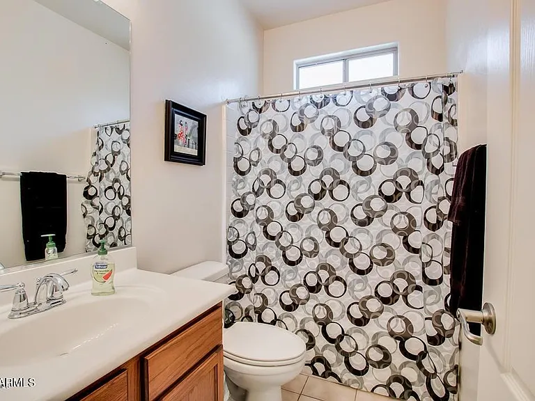 3317 E Loma Vista St — Photo 11
