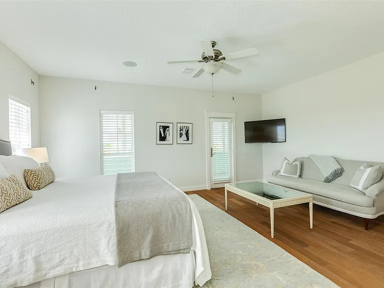 9680 Airways Ln — Photo 33