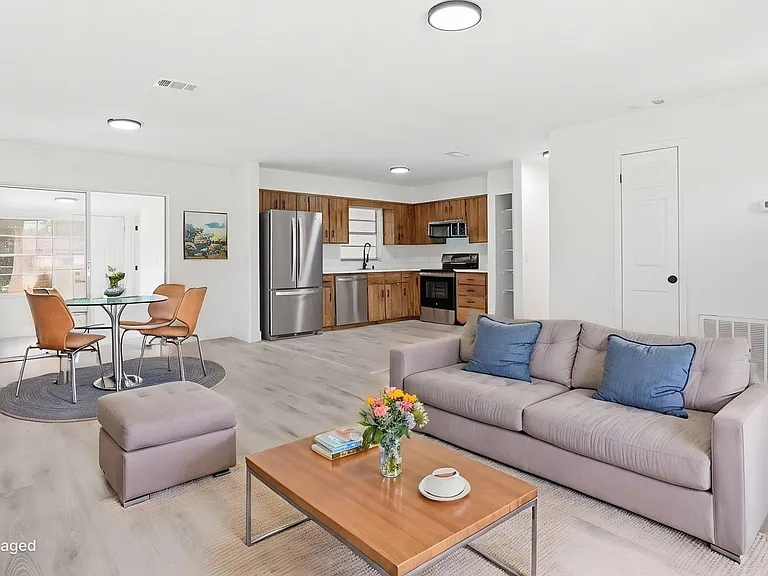1214 Pace Dr NW — Photo 8