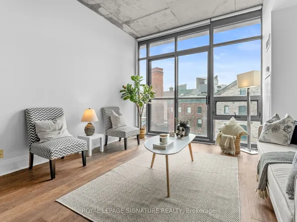 33 Mill St #517, Toronto, ON M5A 3R3