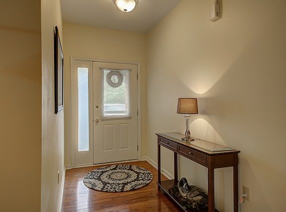 2nd image of 5551 Carolina Way
