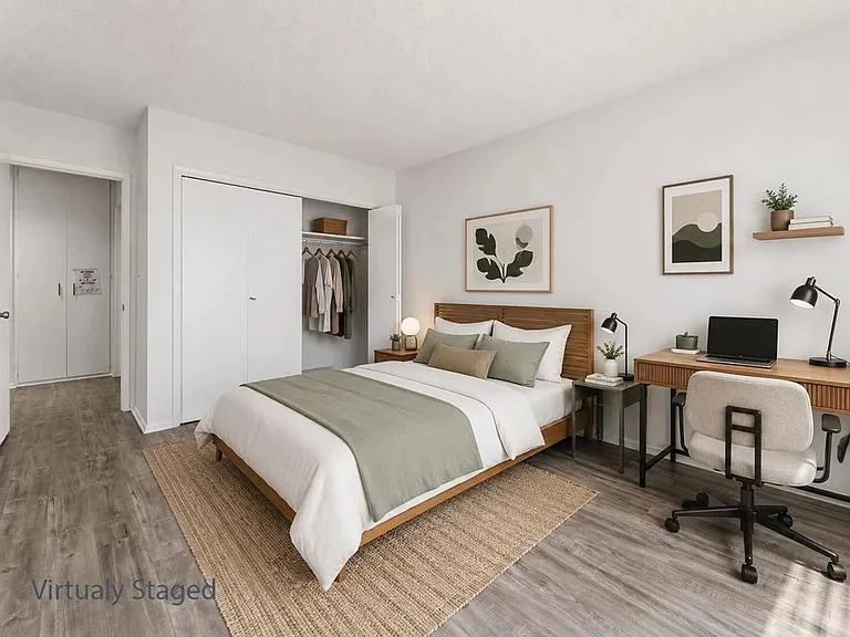 11946 Montana Ave #302 — Photo 5