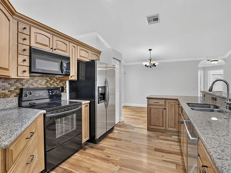 1959 Water Ridge Dr — Photo 11