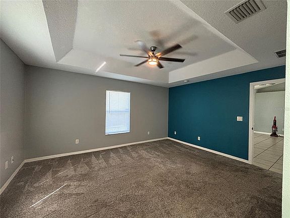 5th image of 37 WHIPPOORWILL DRIVE