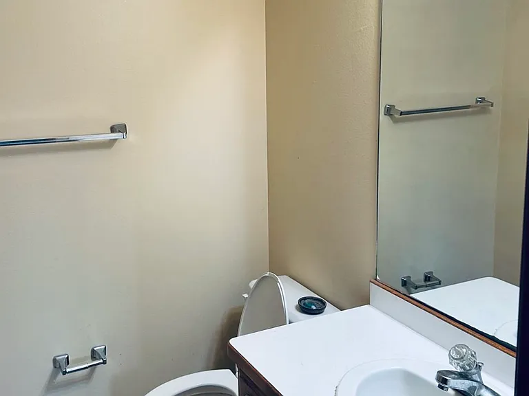 604 Briarbrook Dr — Photo 12