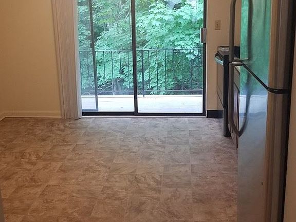 3rd image of 12225 N Woodcrest Dr APT 305