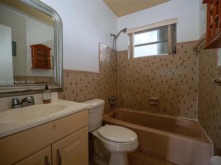 5825 Buchanan St #1 — Photo 10