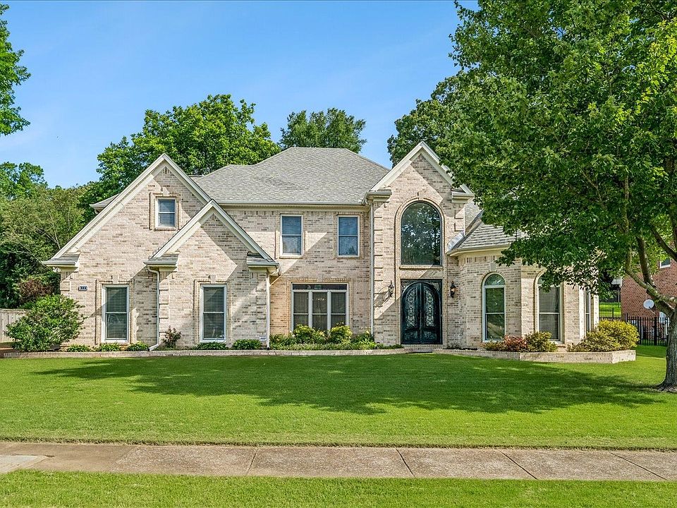 1st image of 4115 Blackheath Dr